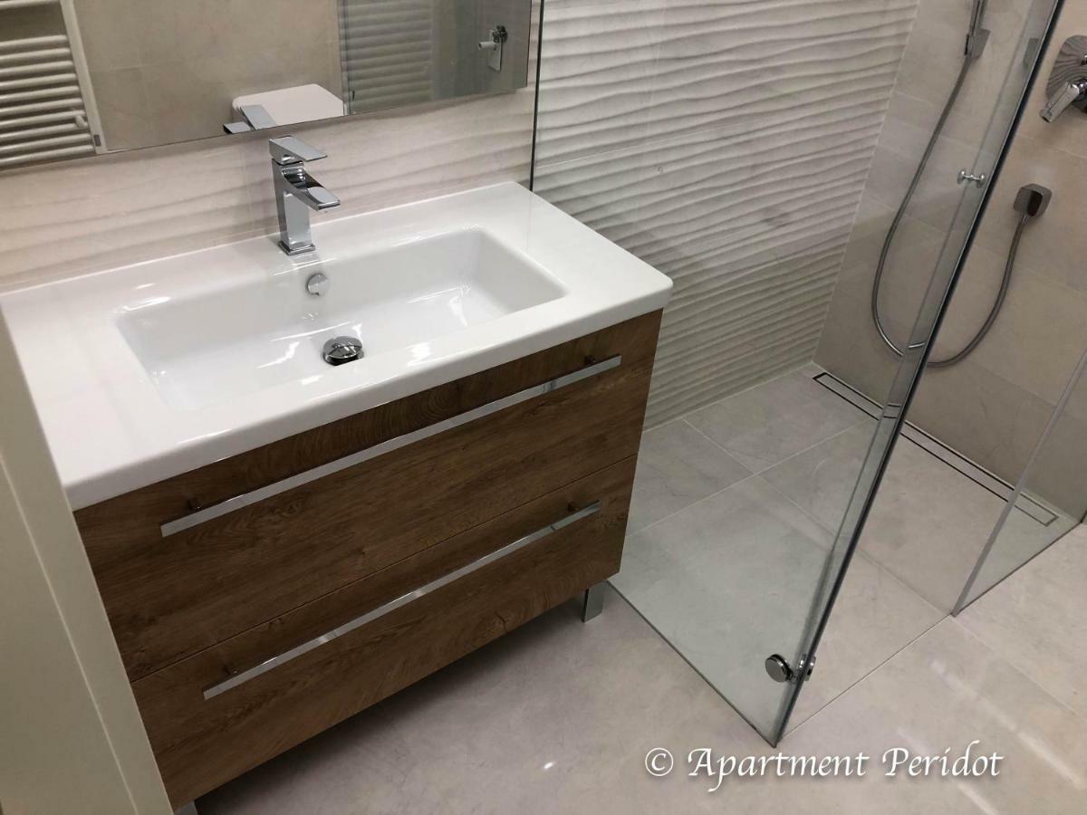 Vila Mojca Apartma Peridot - Center Краньска Гора Экстерьер фото